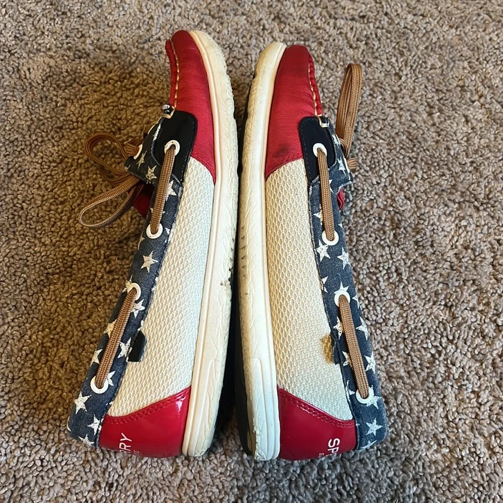 Sperry boat shoes
